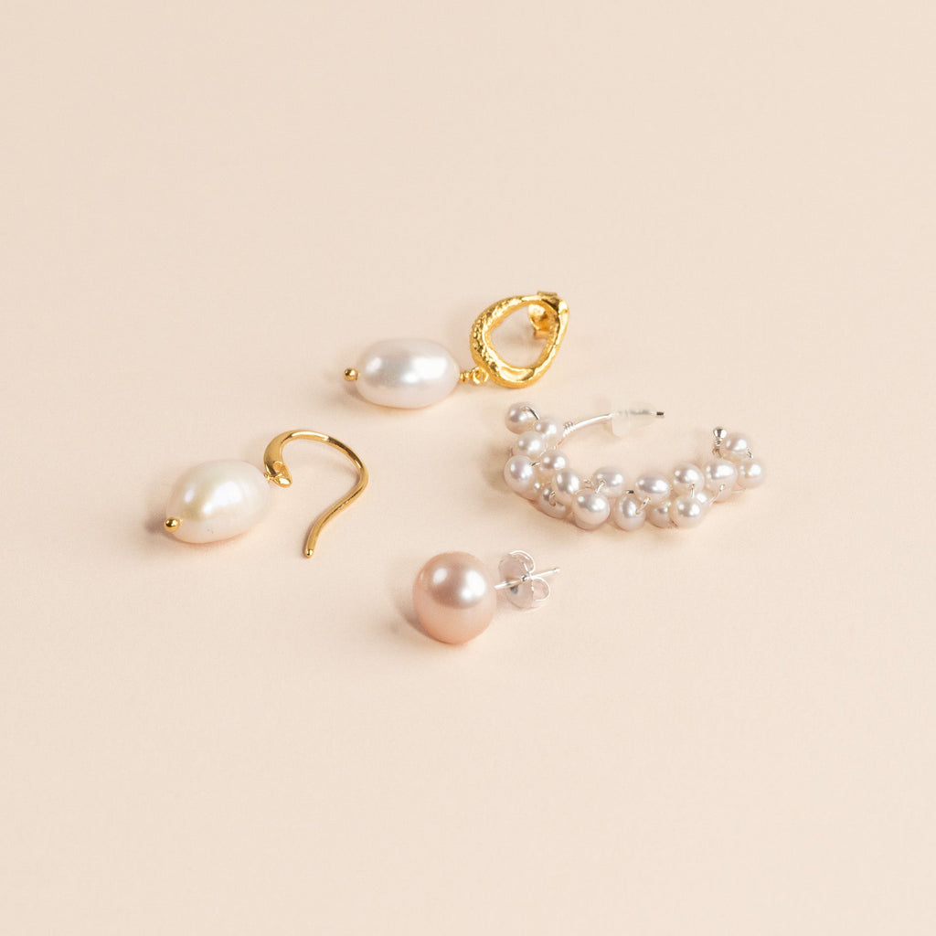 PEARL EARRINGS
