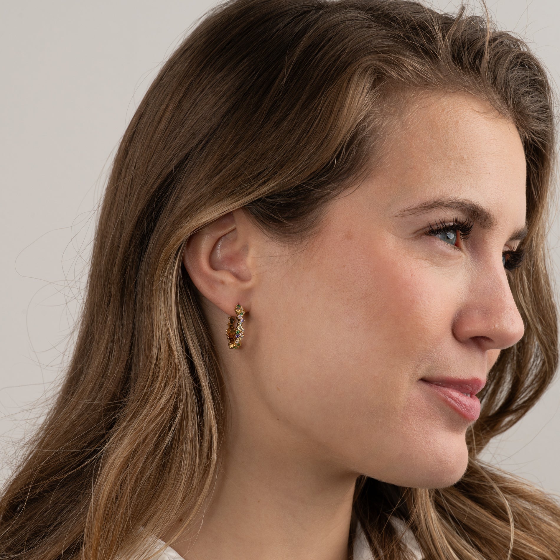 CLAIR RAINBOW GOLDEN CREOL EARRING – Sisi Copenhagen