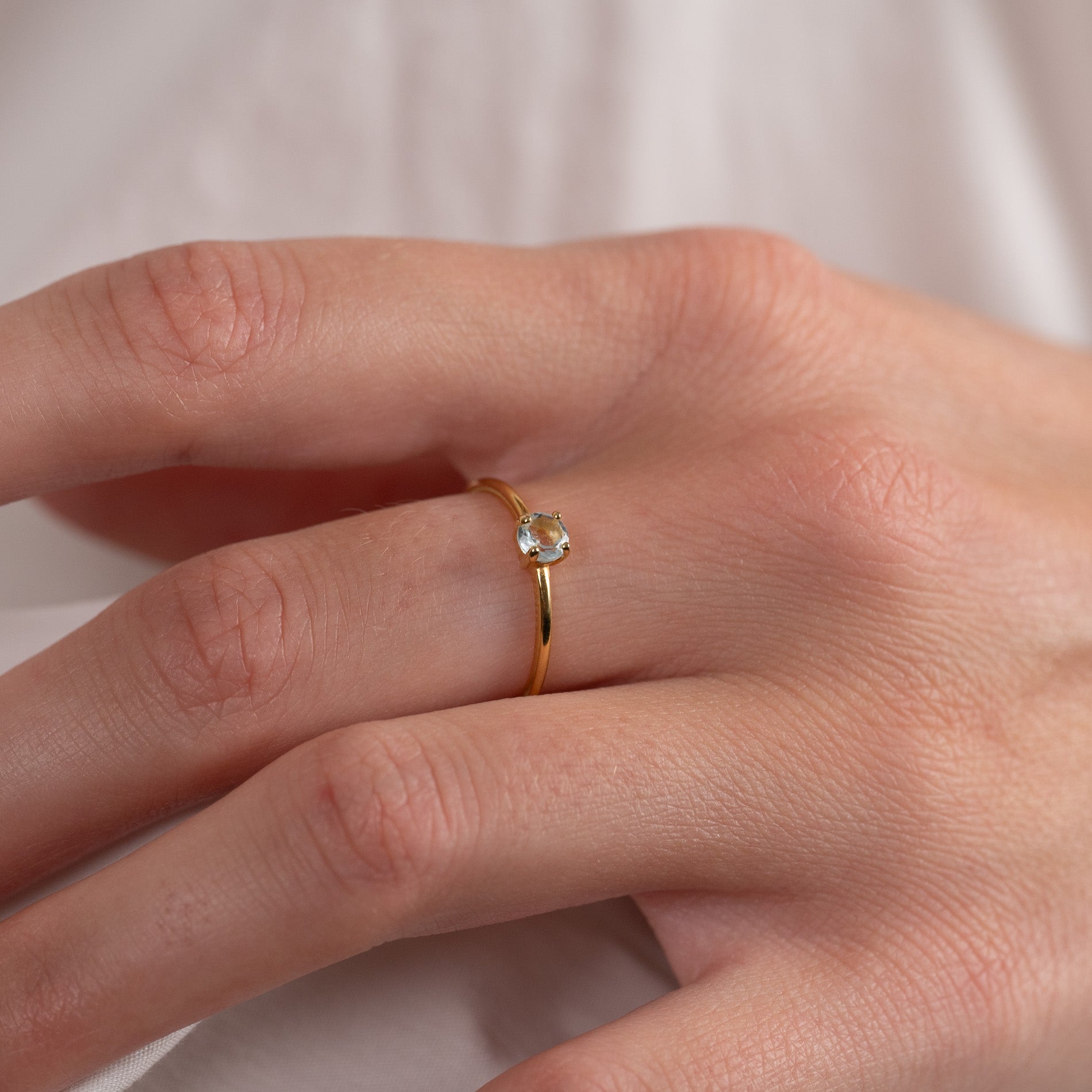 GEMMA BLUE TOPAZ GOLDEN RING – Sisi Copenhagen