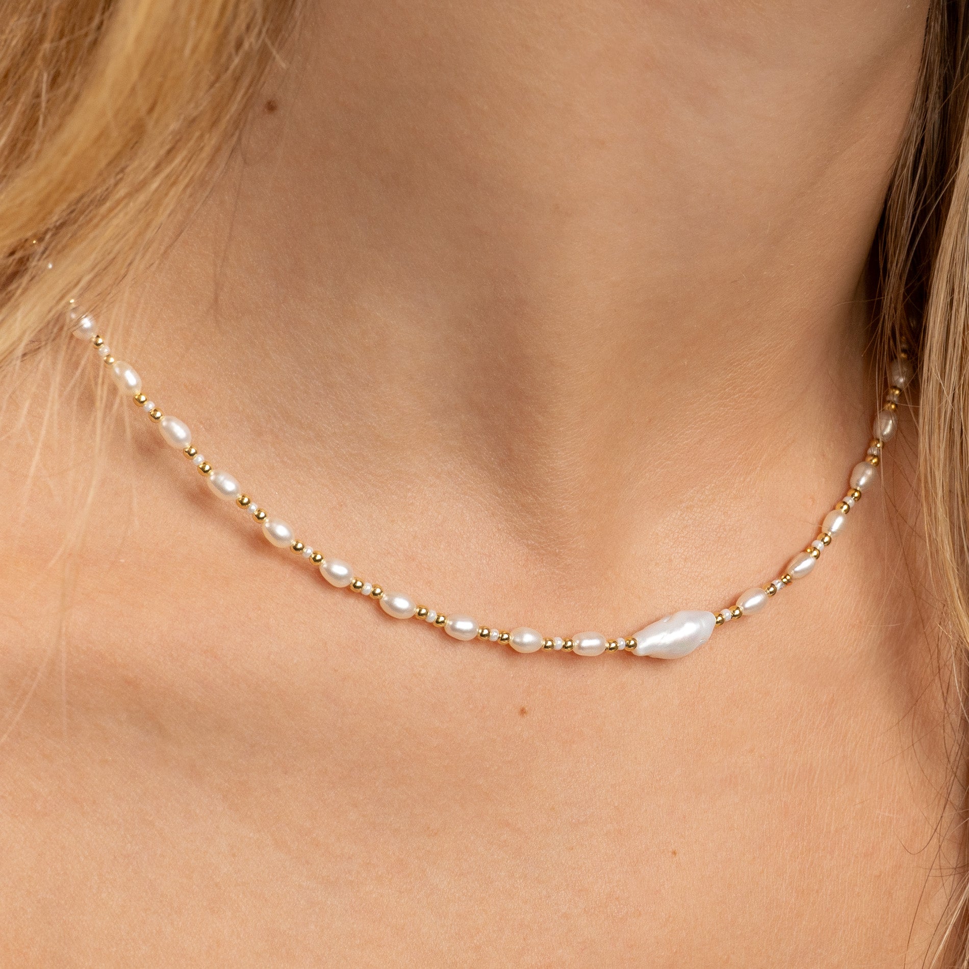 LANA PEARL GOLDEN NECKLACE – Sisi Copenhagen