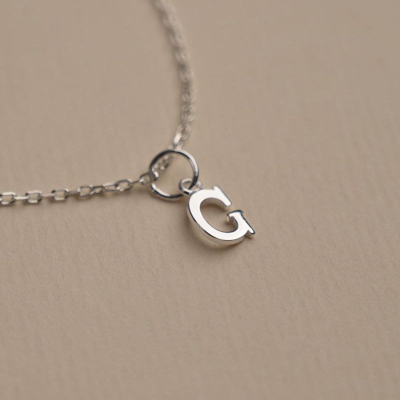 LETTER G SILVER NECKLACE