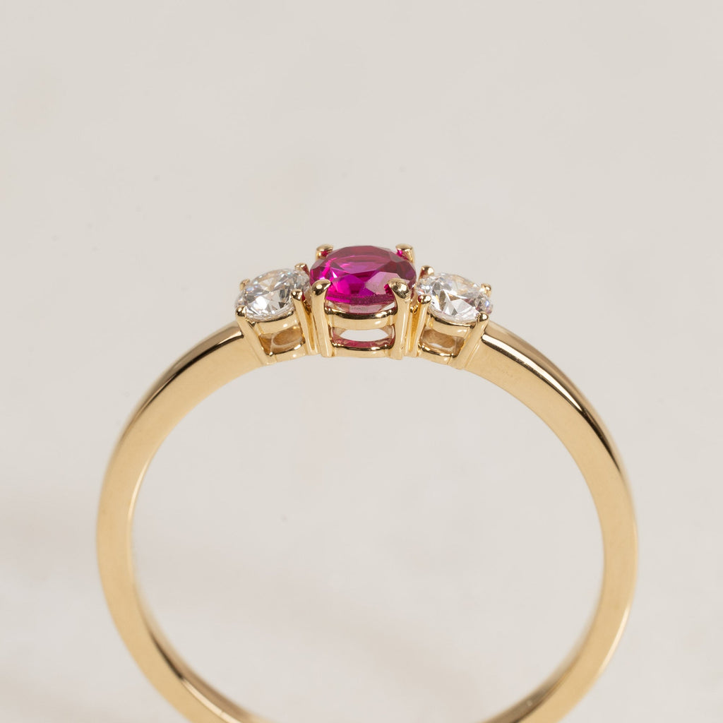 SIMPLE THREE-STONE LAB-RUBY DIAMOND RING - 0.68ct – Sisi Copenhagen
